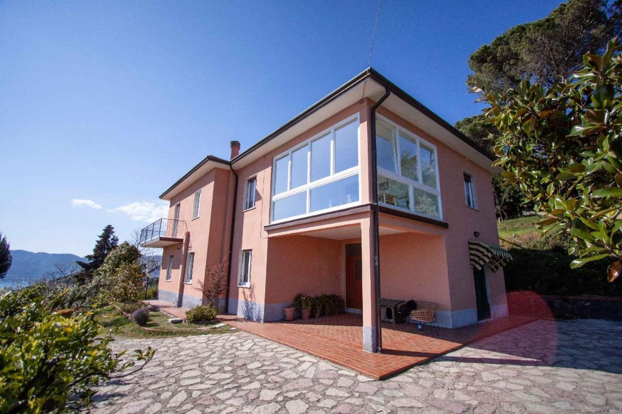 La Camelia Bianca B&B Lerici Exteriör bild