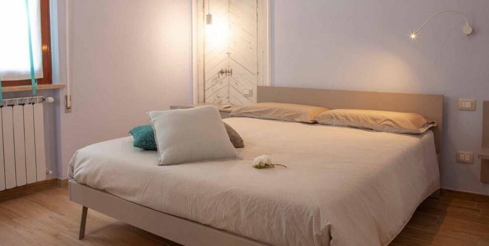 La Camelia Bianca B&B Lerici Exteriör bild